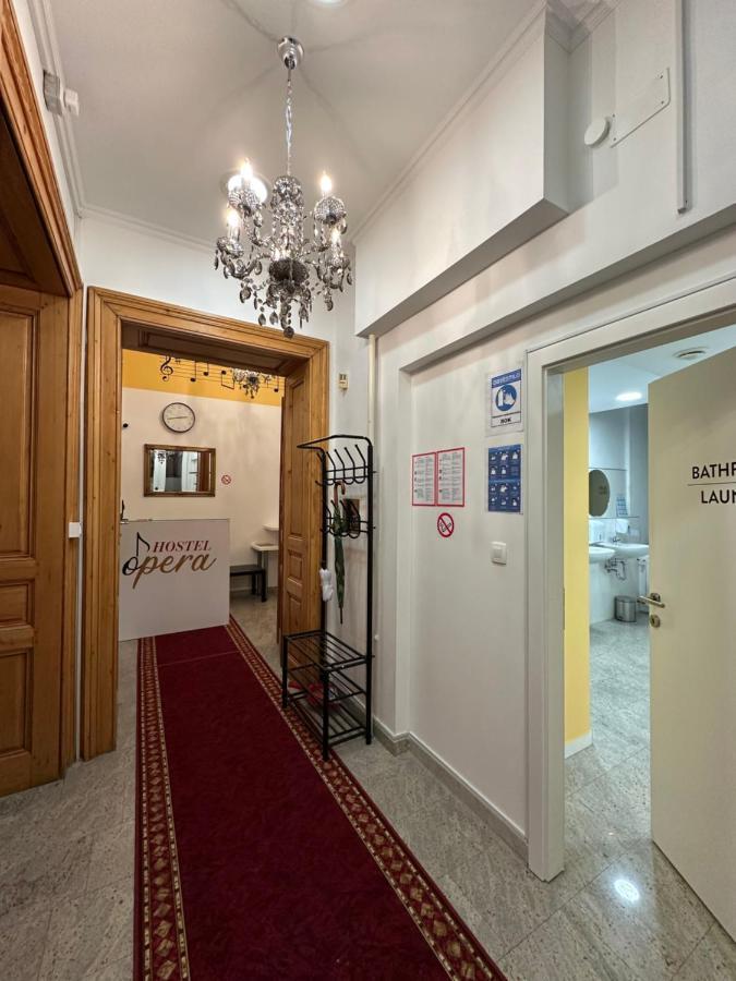 Hostel Opera Ljubljana Exterior photo